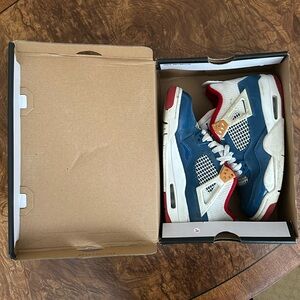 Jordan 4 Retro